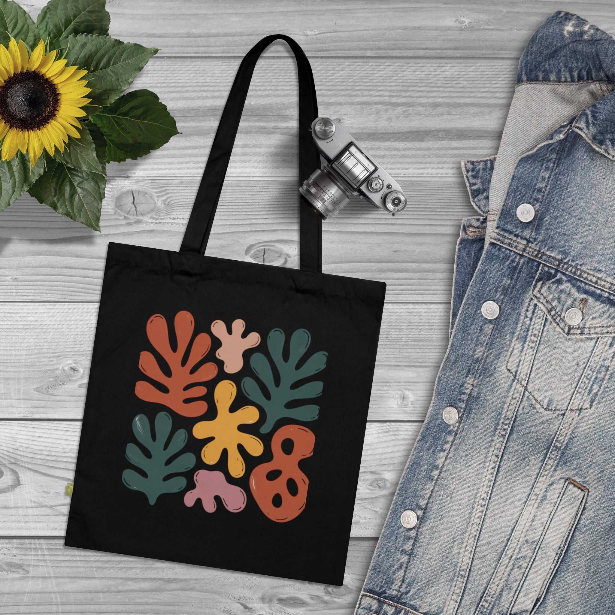 Organic Cotton Tote Bag with Abstract Leaf Design, Eco-Friendly Shopping Bag, Reusable Grocery Tote